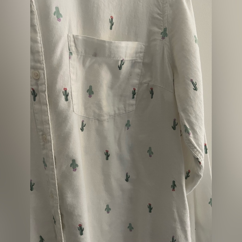 Old Navy White Cactus Print Classic Button Down Shirt Women’s XL - Picture 2 of 5